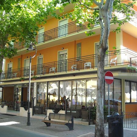 Albergo Santo Stefano Bellaria-Igea Marina Exterior foto