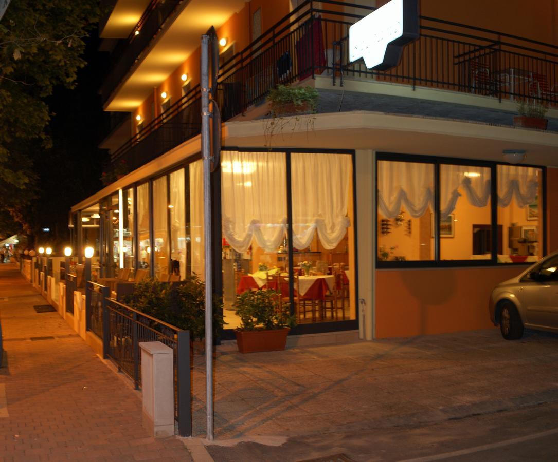 Albergo Santo Stefano Bellaria-Igea Marina Exterior foto